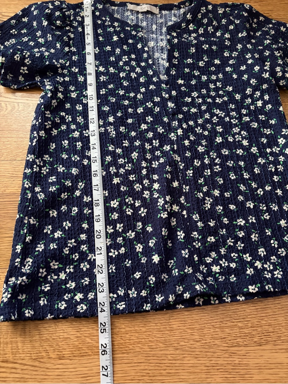 LOFT Navy Floral Split-Neck Short Sleeve Blouse - Picture 7 of 8
